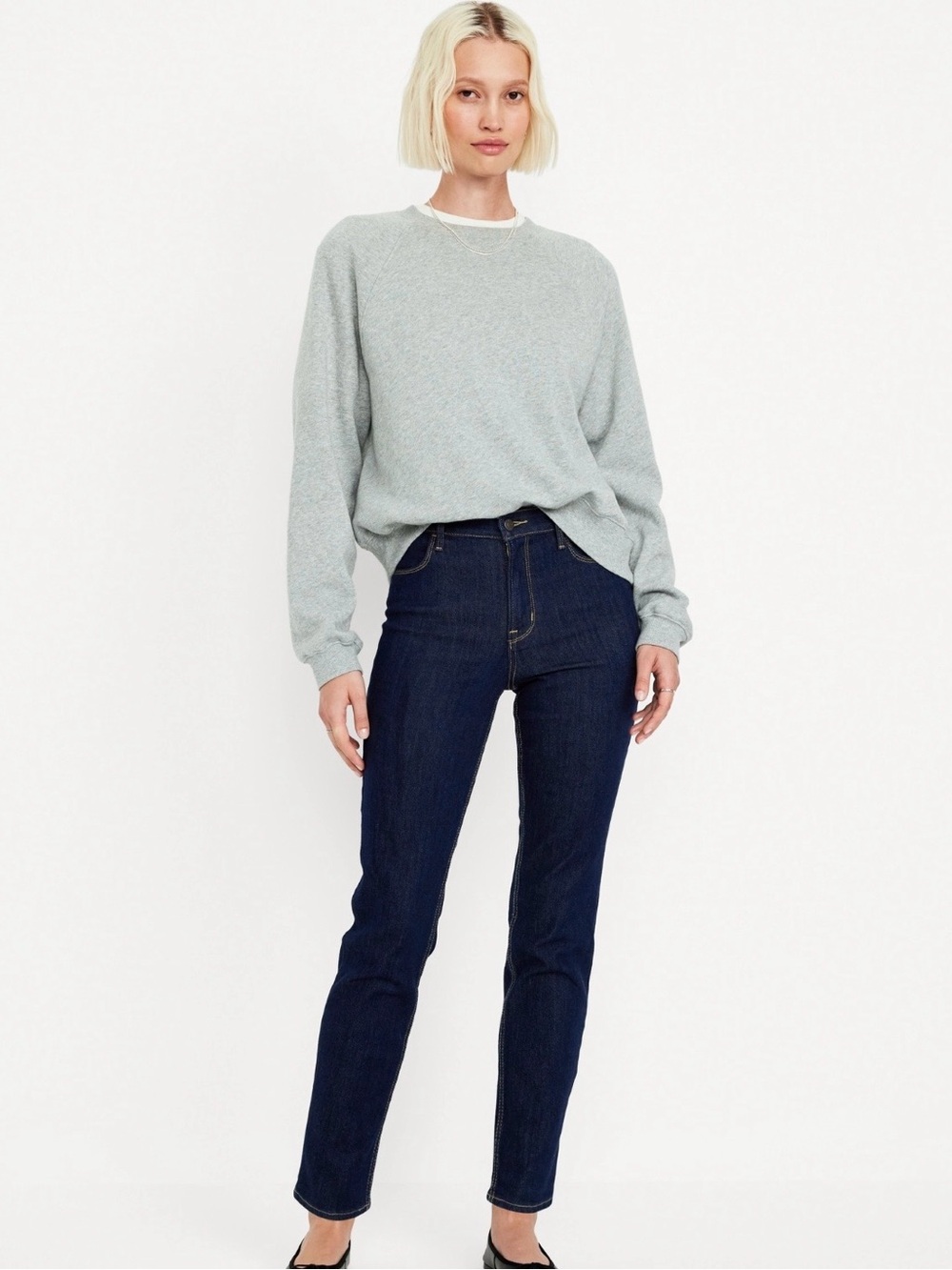Old Navy Straight-Leg Jeans in Dark Indigo
